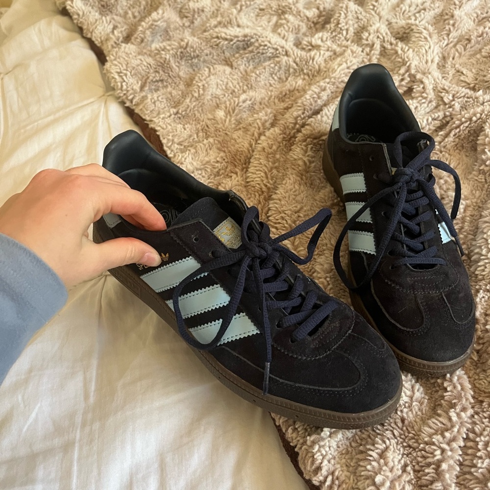 Navy blue adidas spezial